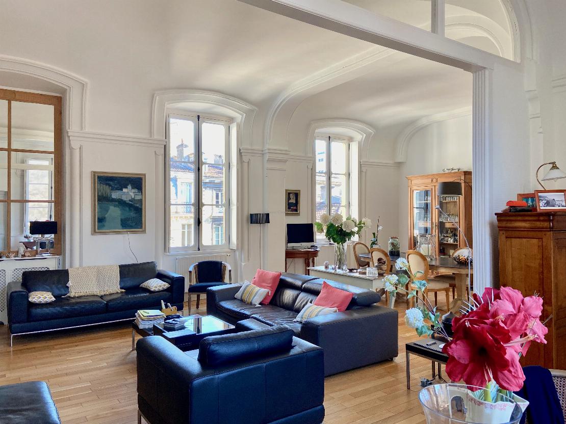 Appartement en Duplex au cœur de Bordeaux Bordeaux Lieux à prendre